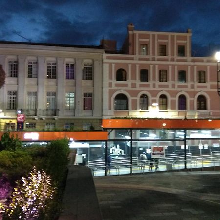 Hostal Mediodia Quito Luaran gambar