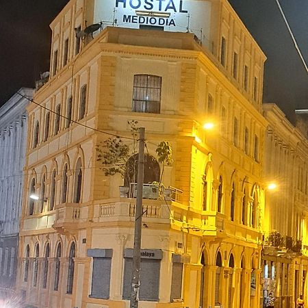 Hostal Mediodia Quito Luaran gambar