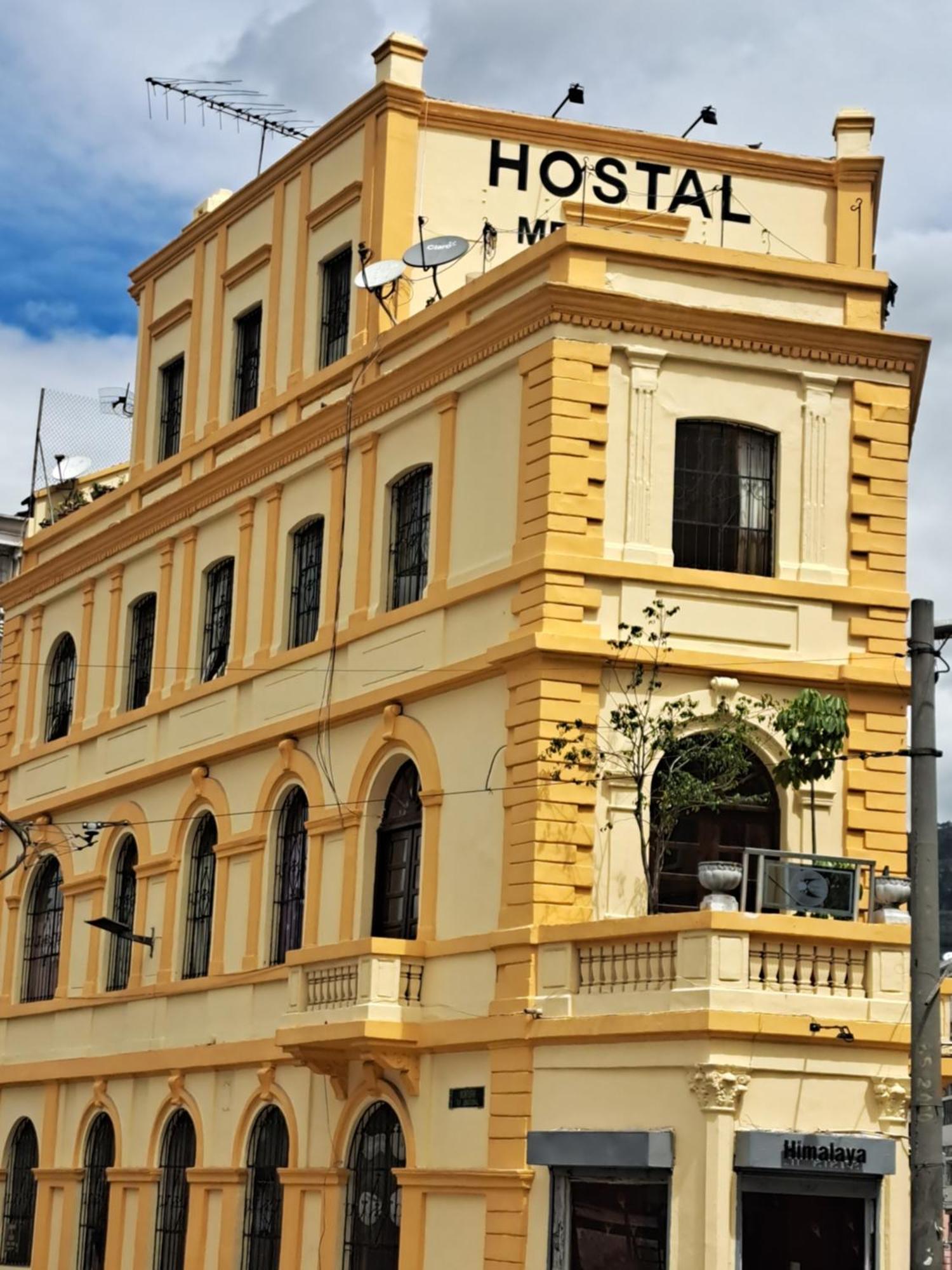 Hostal Mediodia Quito Luaran gambar