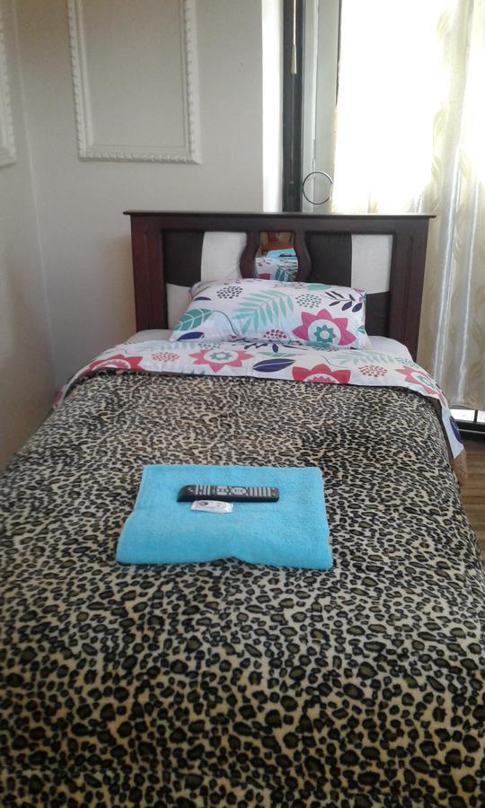 Hostal Mediodia Quito Luaran gambar