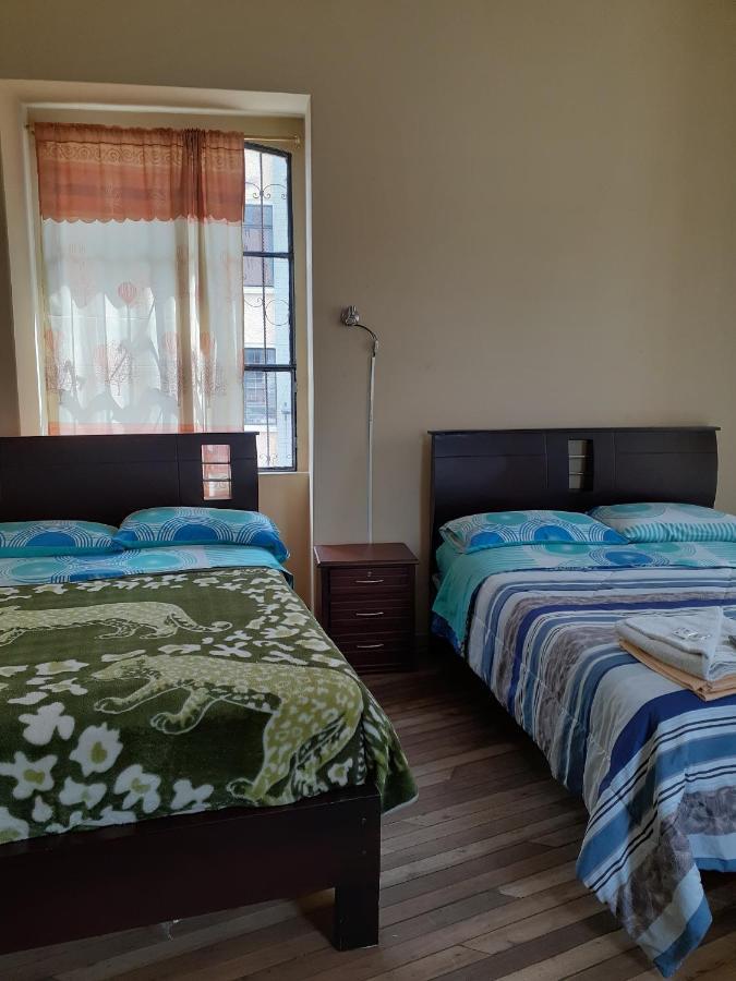 Hostal Mediodia Quito Luaran gambar